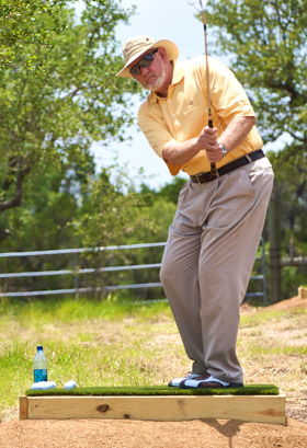 dave_pelz_chipping dave pelz chipping image