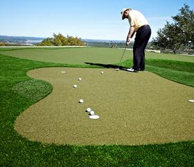 image of dave pelz on synlawn golf green elements of practice
